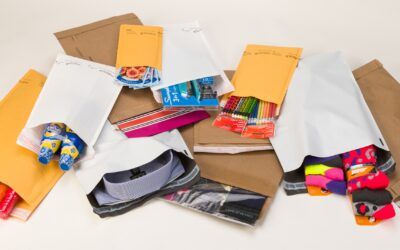 Shipping Mailers Purchasing Guide: Poly Mailers vs Other Shipping Methods